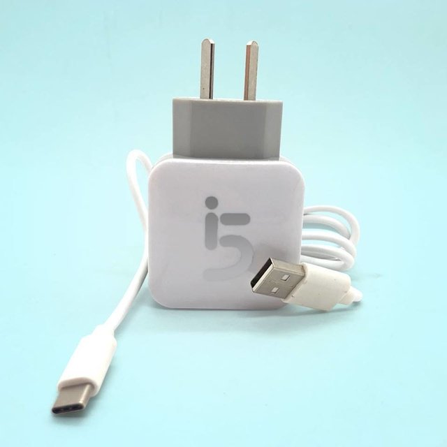 Cargador Iglufive 2.1A Tipo C
